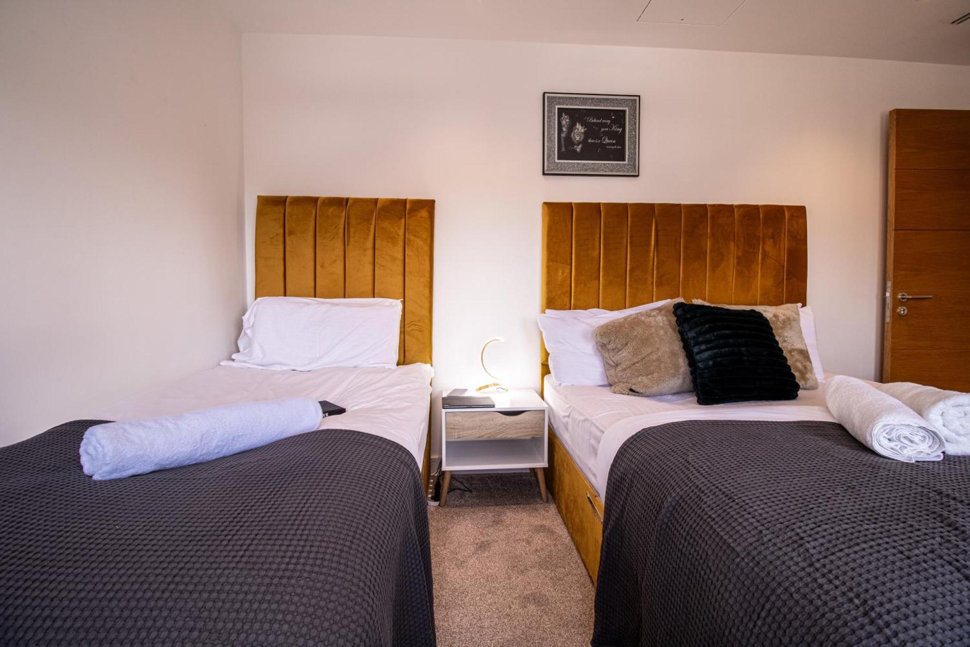 Luxurious 1-Bedroom Penthouse In Marble Arch 71 London Exterior photo